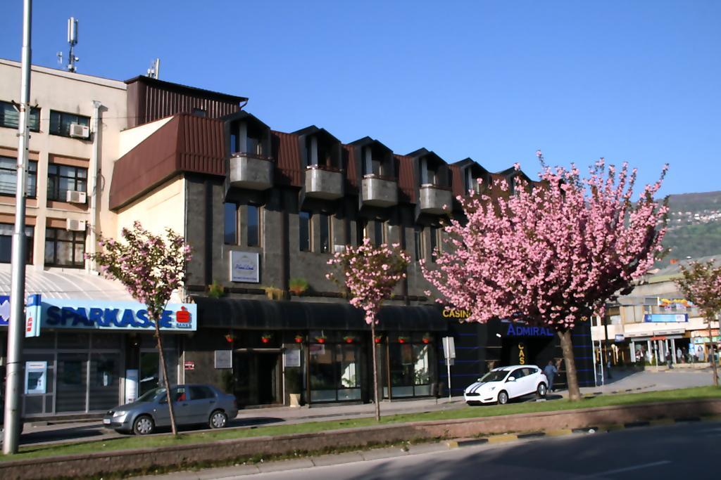 Hotel Lirak Tetovo Exterior foto