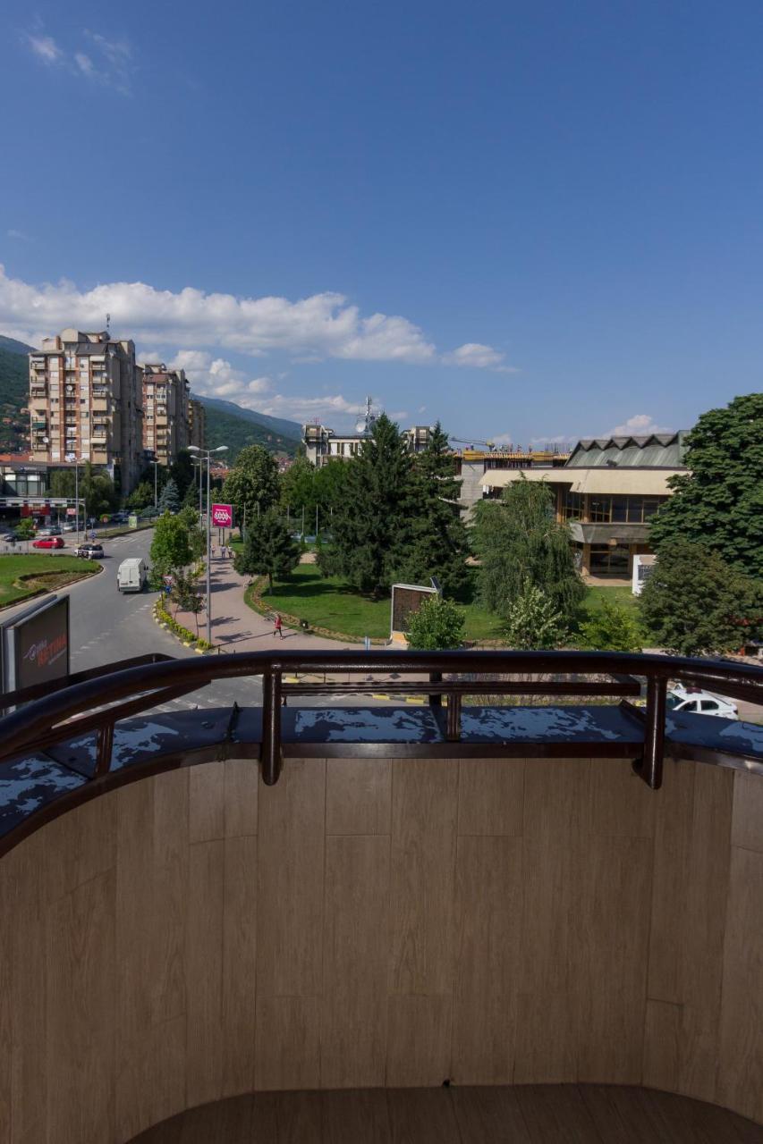Hotel Lirak Tetovo Exterior foto